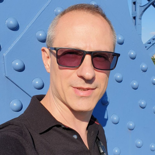 Василий Квасный